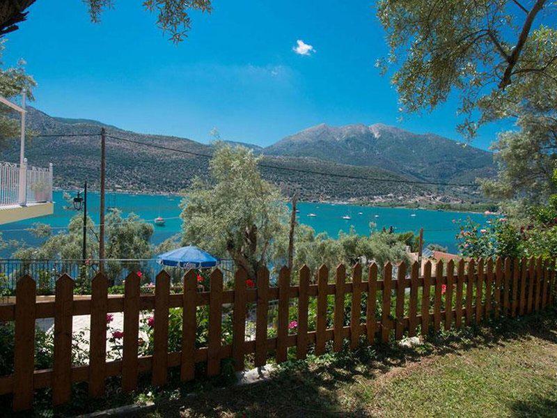 96F5583446F5AA2716DA616B62975750