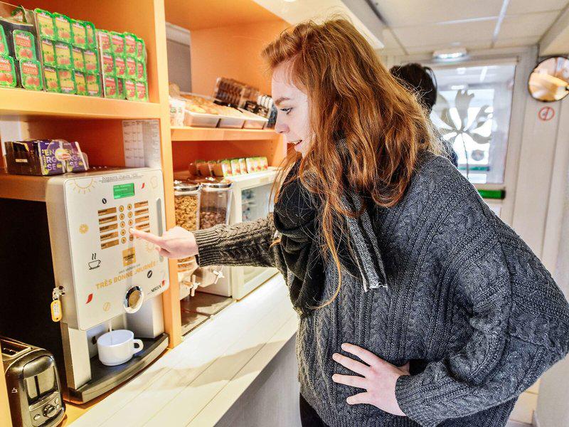 28DE042E25A7471522F04BF146B44CBF