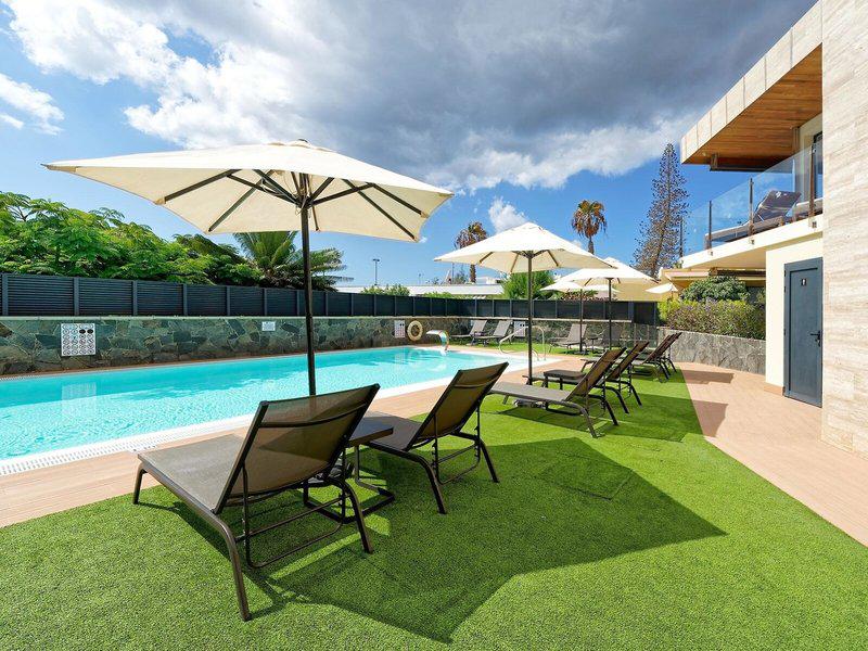 01AAFE785CE93481A02FAA8DB325CA39