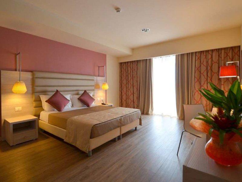 0B7F4BD8CB14C74BAE142FA59F957C09