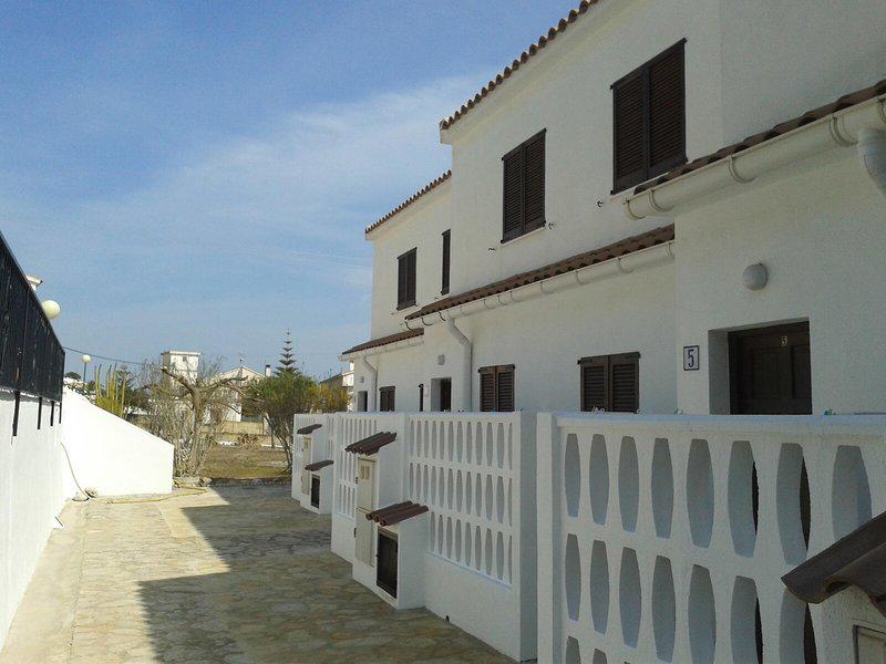 C453E7B0D240F0E8023C6D8C8C196241