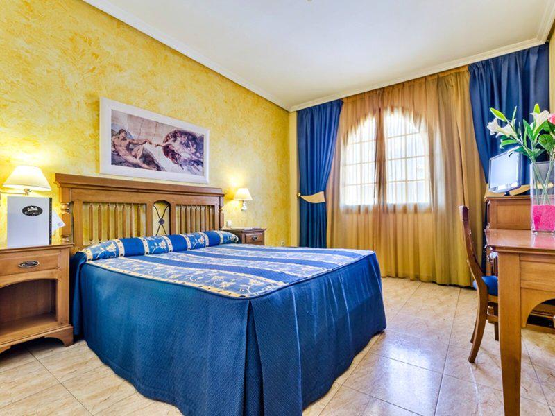 ED05B5F5C8A068108ED65AD4EEDDAF1E