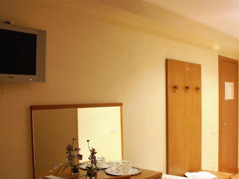 C7224541295D5D9F5CEF476CF56E3A75