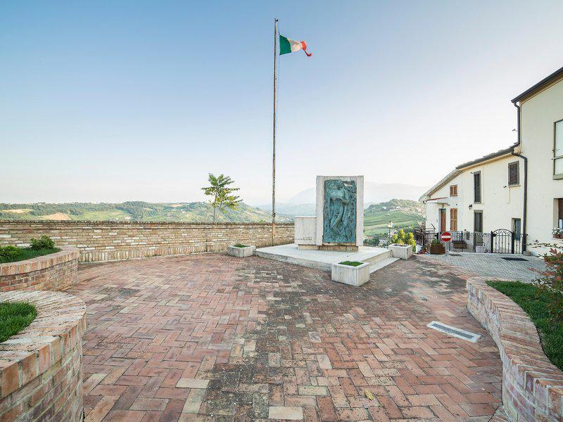 5FFE0B8F72887FF1F854CEAF9C495A3D