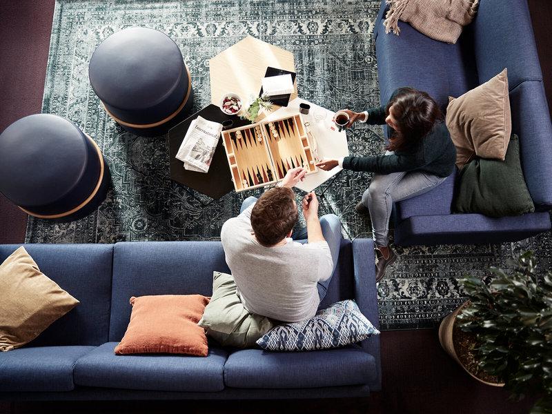 FDD39F60E3F342052890BB2A21FA9CC9