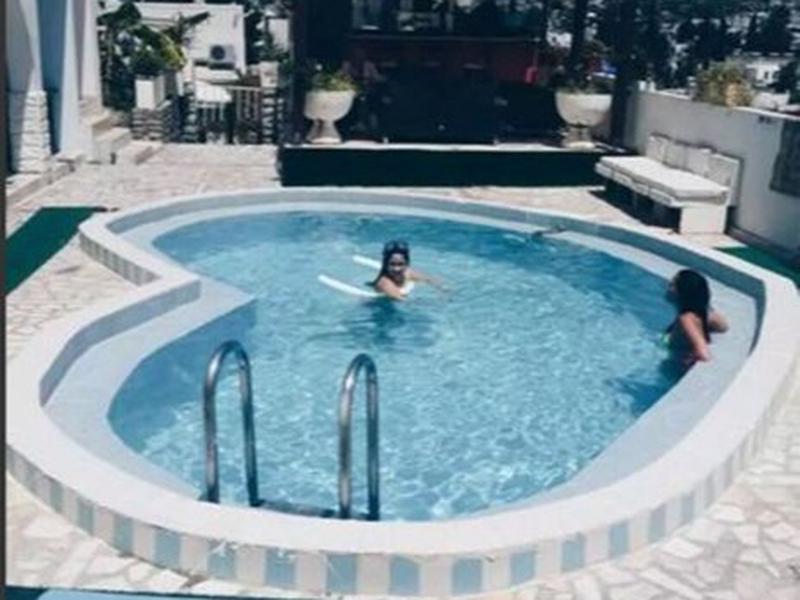 37AB69C640DF6B460D528D13F985147F