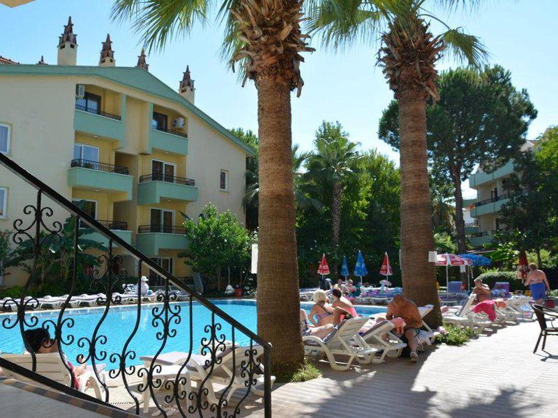 58681446B705C74D58F21702D6C31C91