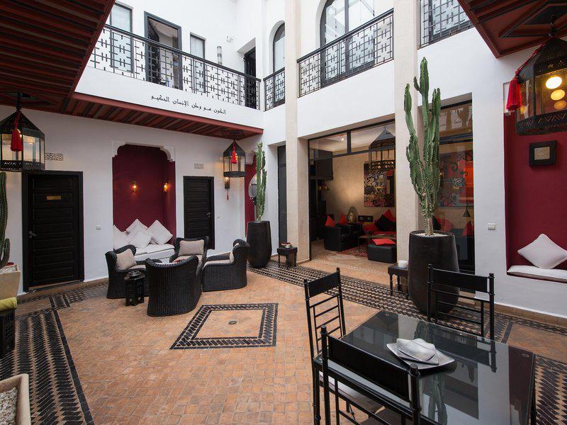 272F7ACAC2A865396454FFDF2881C1F2