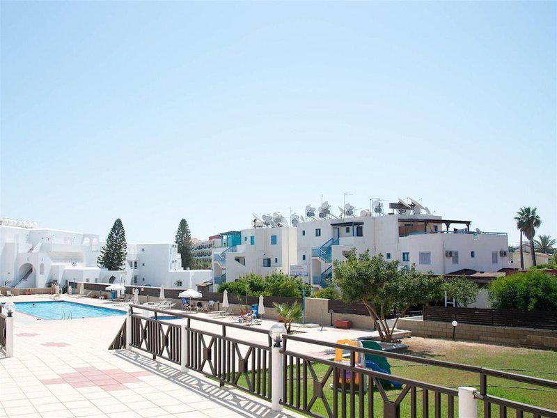 CF99EC2E70F1440C407B3B7C86527E52