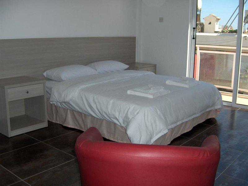 5033508670617EFA41EA04A11CF755EF