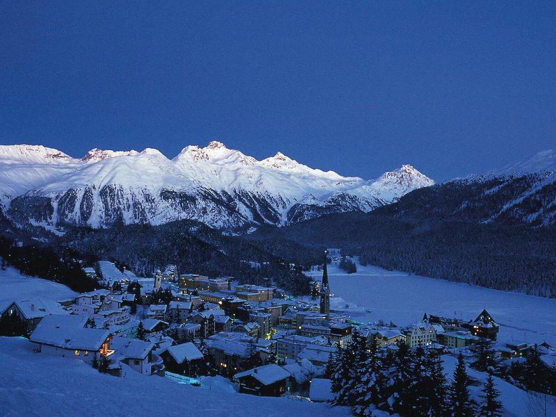 843B334490F8BD8BDE9357FA2FDC3E31