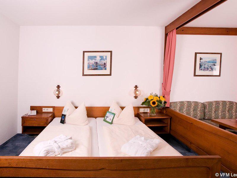 8813235A69C63E24CEEFE66449B91B62