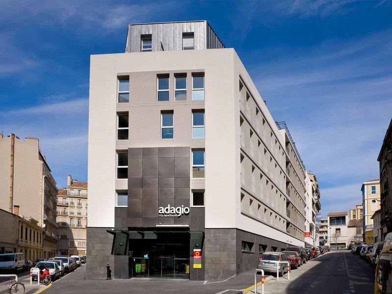 7E5C147AF3556FD44DDAFDC264C9D8D8