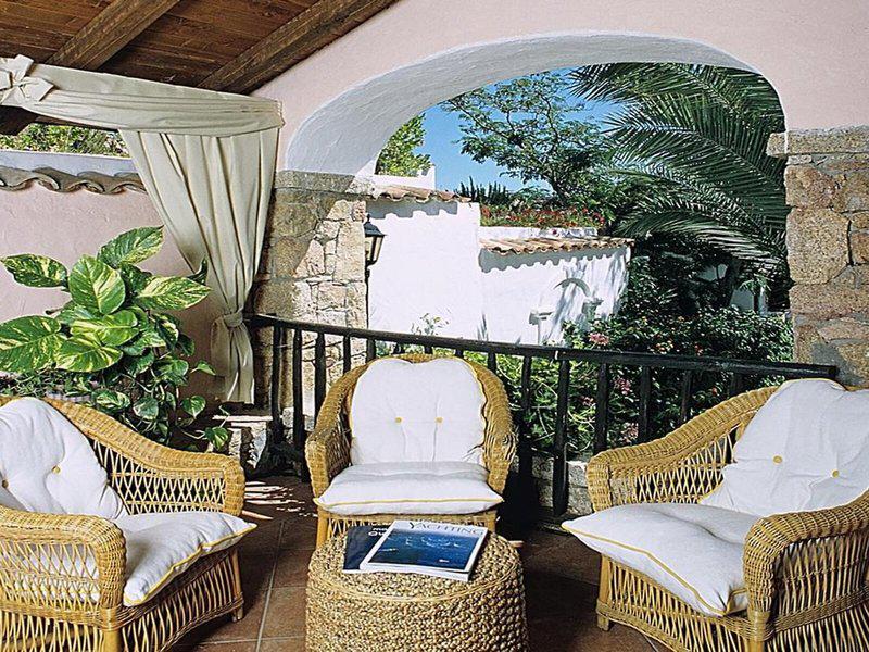 F42F9EE41E9945B22E4E12531C769E12