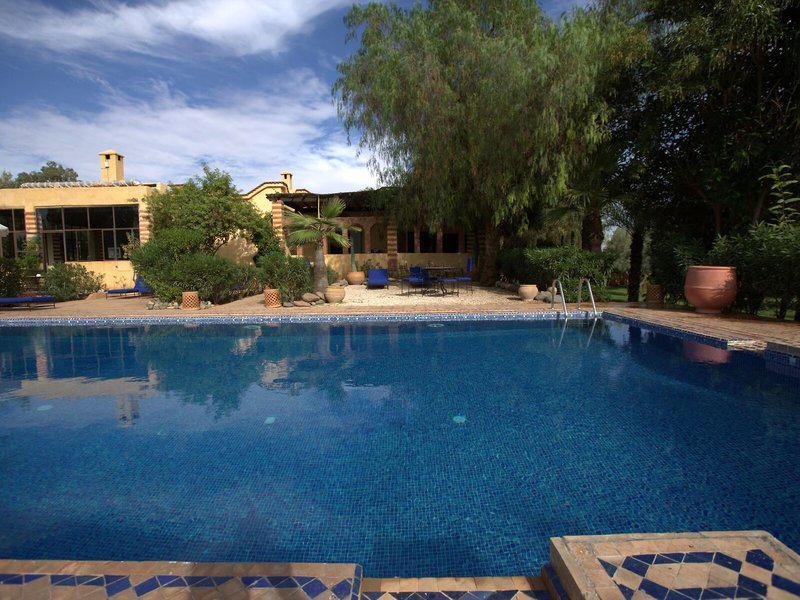 F3A8ADE8C7525A4CE2DBED36402B9D18