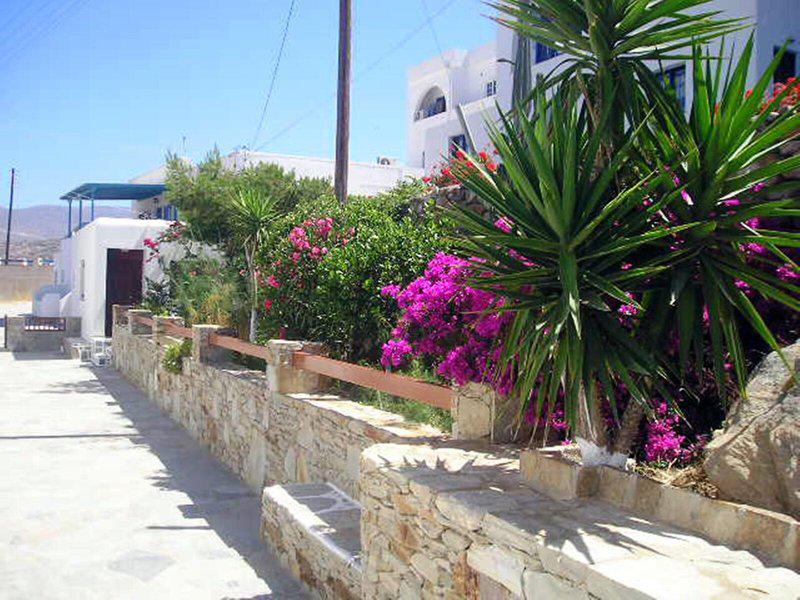 6876D9DC9A4F8657F61F24A218CBC6FE