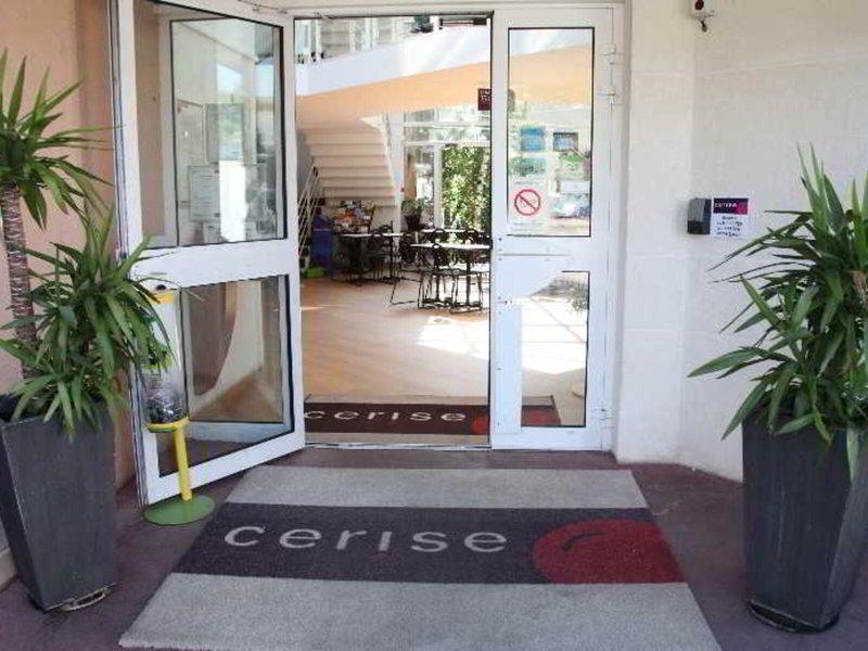 17E43ABE4DD4870D31ECA0688AA501B8