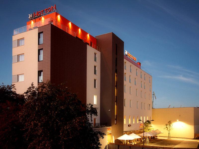 03C61F2E3F8422A24C41A6D1690A2D3D