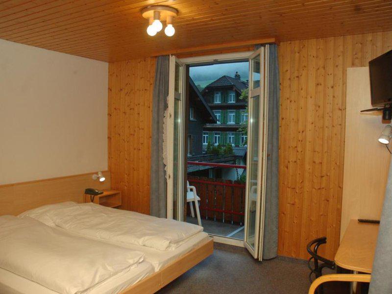 10508F6C52AA3CC56C582C625448CD86