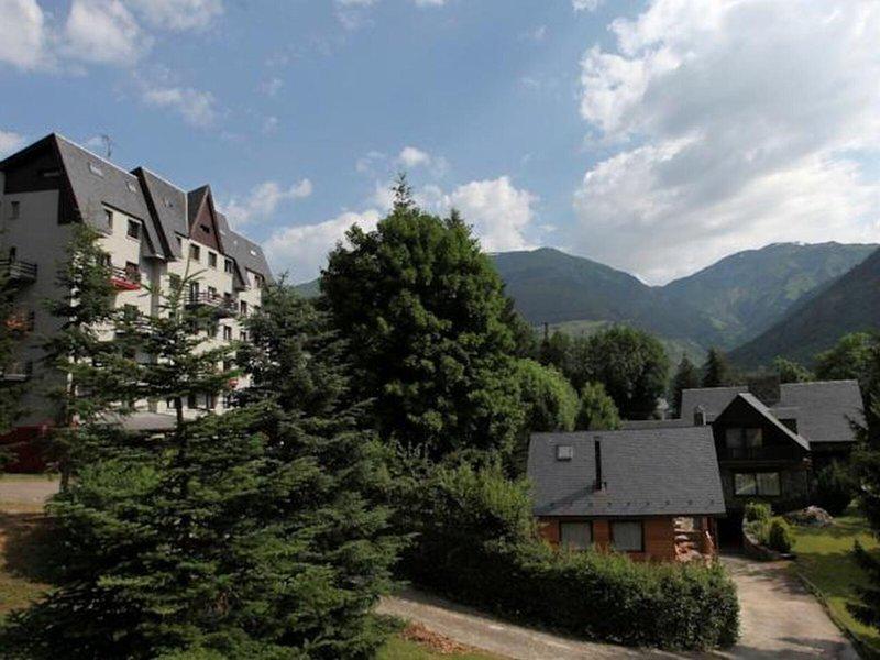 28FC51C8A0170C55273E68792E19CA1E