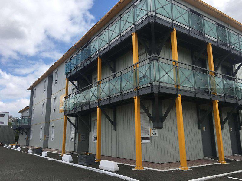 EF06DB7EE60669BB90910C0415F9C2CE