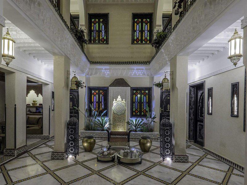 0F7AB8CD2B857F138AF182D193266D23