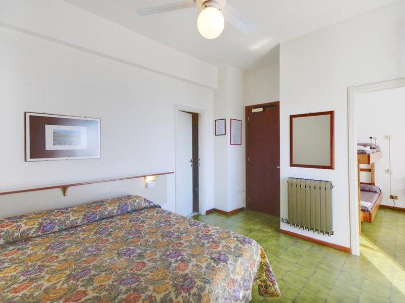 A089FA4F5E62F31B163ABC8CFDAA906C