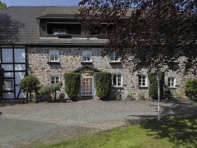 885FC73110490D1A863885C52AFD4CC1