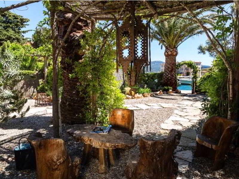 2F4CC983001A5E2EB53E3FA33B577663