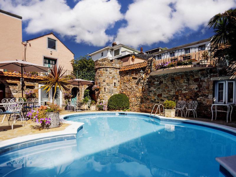 8A0DD721E0D75FEB0142276BB0666F39