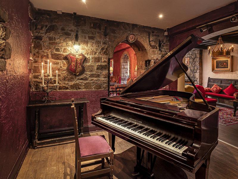 1F9E0615717AB674F43D0F73515415F6