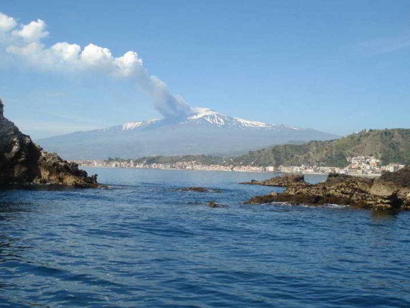 BE3BF1EDD3E5853758C1AB657CDE7A35