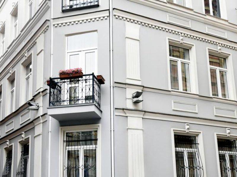 72FEE67B54BE9D9FFB6F6EB810D4592D