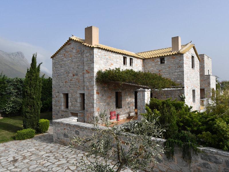 0A04962261BF8E22DEAFAEA01B83FE1D