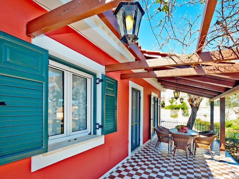 18560EB91CB25A3F9FA9A918F1E33FFF