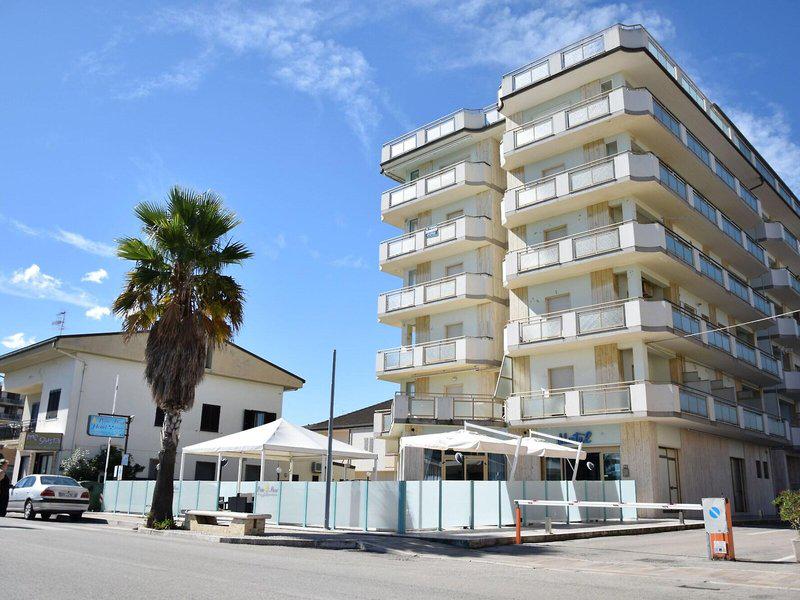 CE9401F492B3FE27E66C3C6775B42DBE