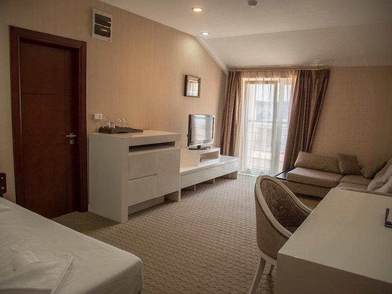 582C4BCB6D54B290E251BC7F28410917