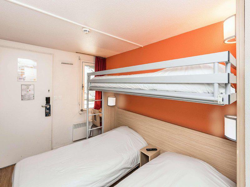 C1B814B24B431591FEDF75E930BE72A1