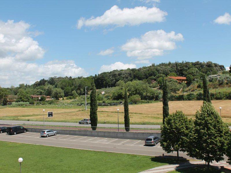 1044B40F7056F24A6ABA7728BCB9DDE3