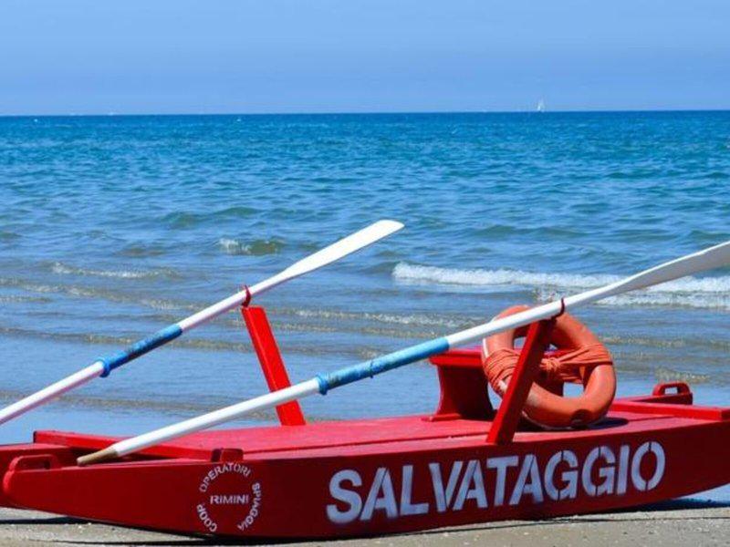 7DF7EEA000E9324A3E96E2A97DE6E4EB