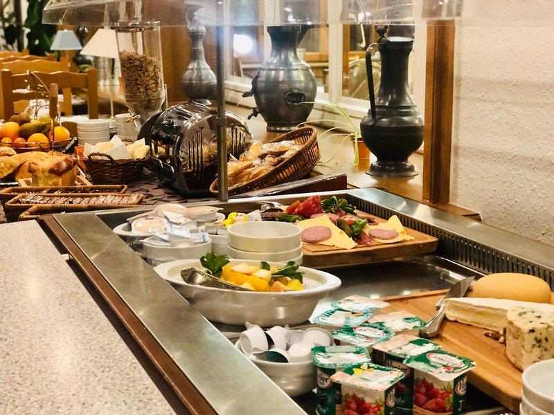 2BA72FE3DB0365E82AFC71083B1628BA