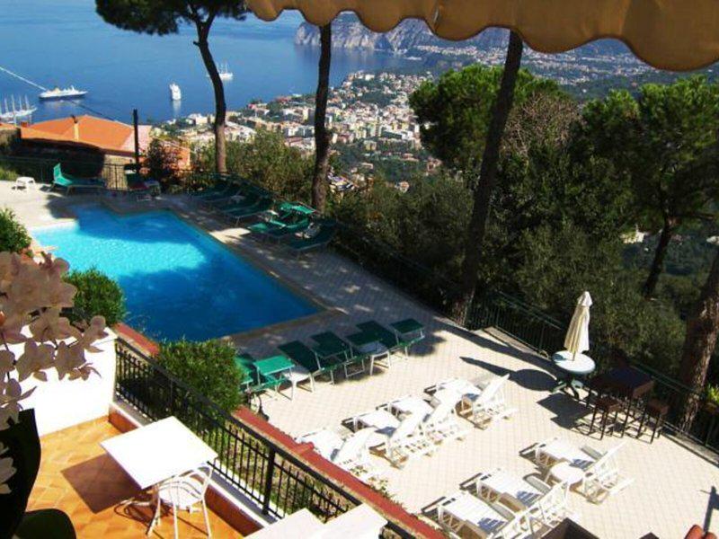 21800BA9D5B6917D531793E899E443B3