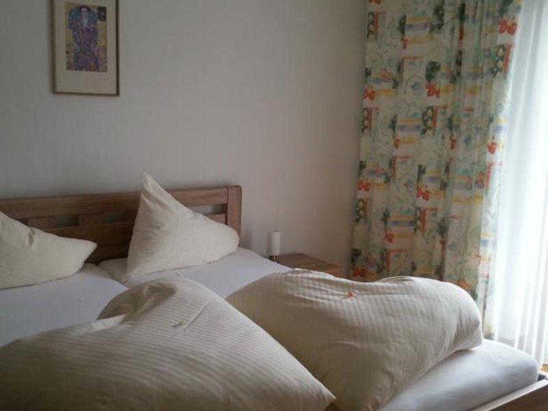 A41269F5E843242ABCD9A42D0ADF712C