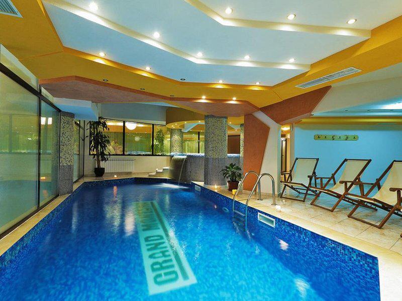 79ED55699CC65585542D12262B677DF9