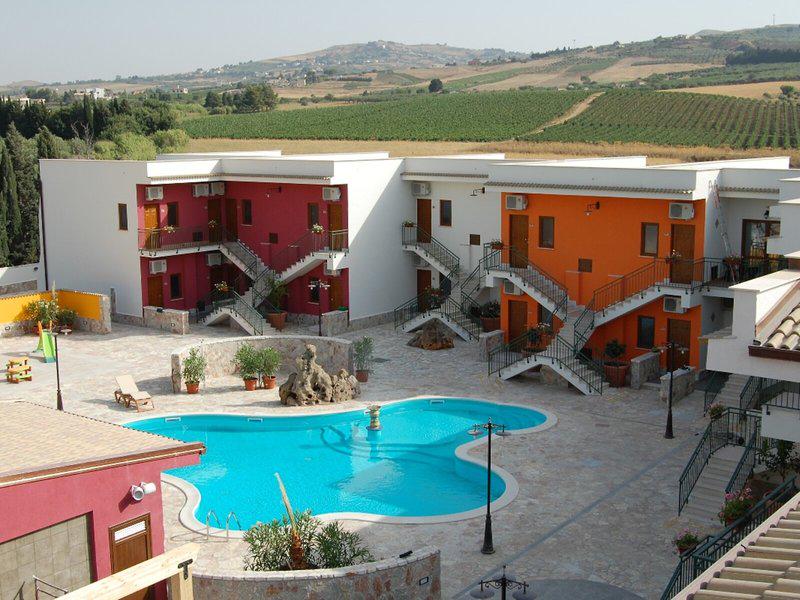 E98FE29BE260CE9FA43789164E450F6F