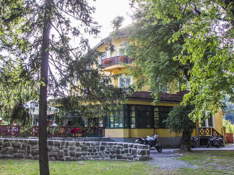 BEEDFB51AA79938A85F0DE463116E629