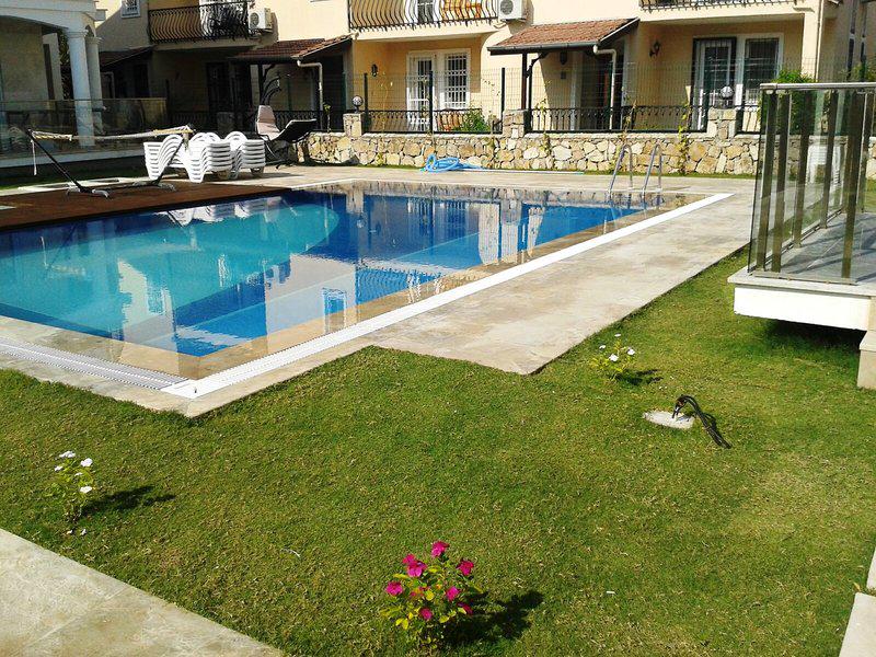 F5444CAF0852399BDB2FC793000E37C6