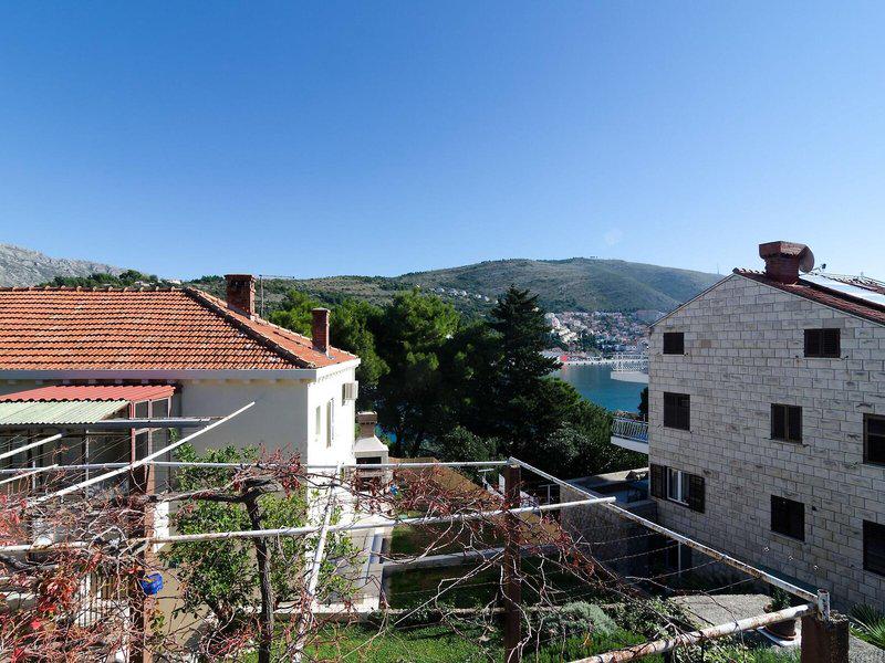 467E826086F08B9170CF7D300DB7FF87