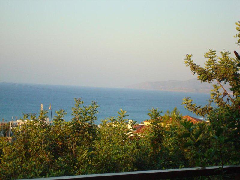 1505CA83E9F35B53C9003AF86D6E681F