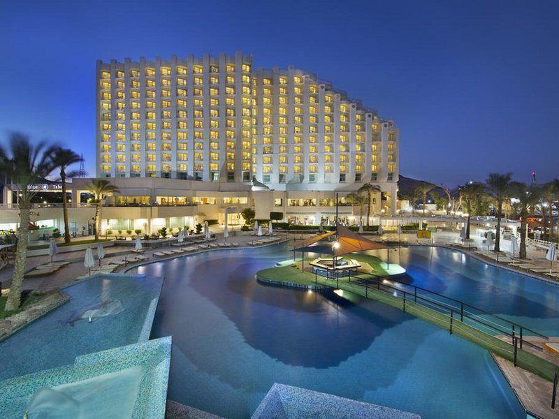 DA6803002B46E28974058F27579F4256